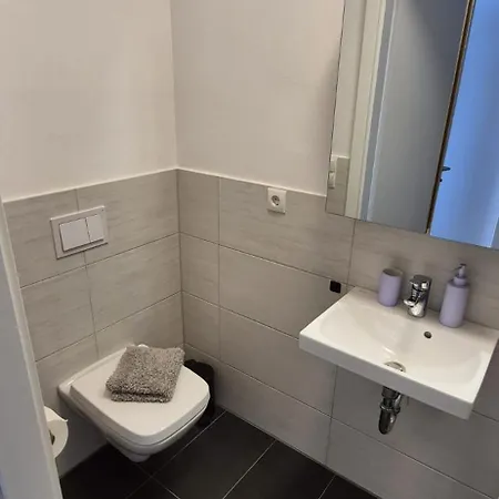 公寓 Prime -170m2 - 4x Einzelzimmer -2x Wc -2x Dusche -tiefgarage -wifi *