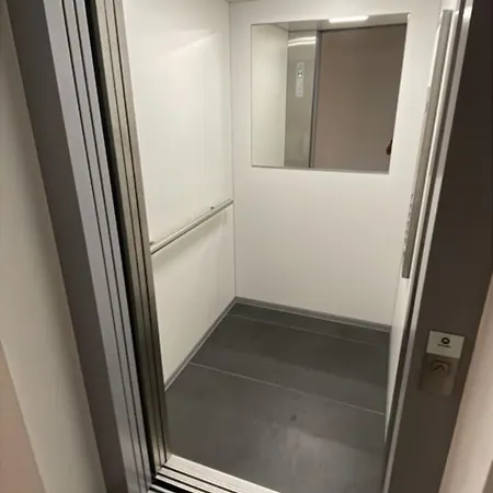 公寓 Prime -170m2 - 4x Einzelzimmer -2x Wc -2x Dusche -tiefgarage -wifi